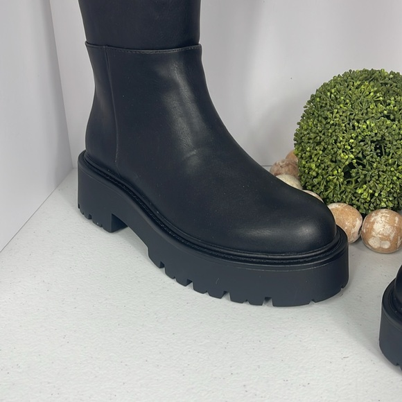 Madden Girl Women's Crow Fashion Boots Sz / 8 Black Pair (NIB) - Picture 4 of 10